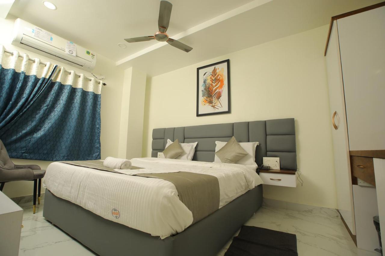Radha Rani Residency Hotel Khammam Exterior foto