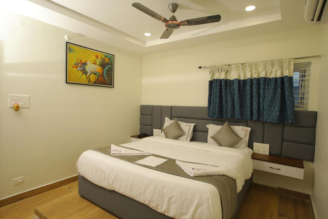 Radha Rani Residency Hotel Khammam Exterior foto