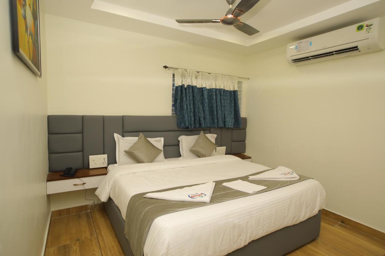 Radha Rani Residency Hotel Khammam Exterior foto